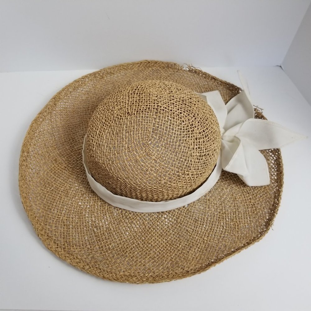 VINTAGE Women's Tan Straw Wide Brimmed Summer Hat - Picture 8 of 10